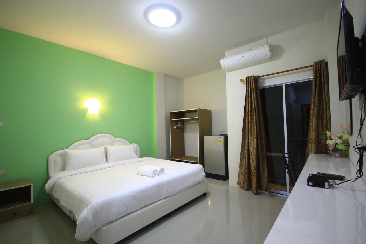 Orapan Place Lampang Bagian luar foto