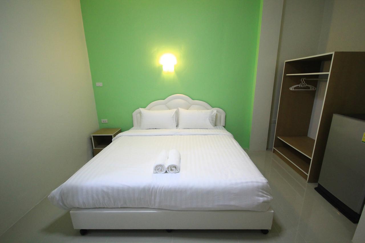 Orapan Place Lampang Bagian luar foto