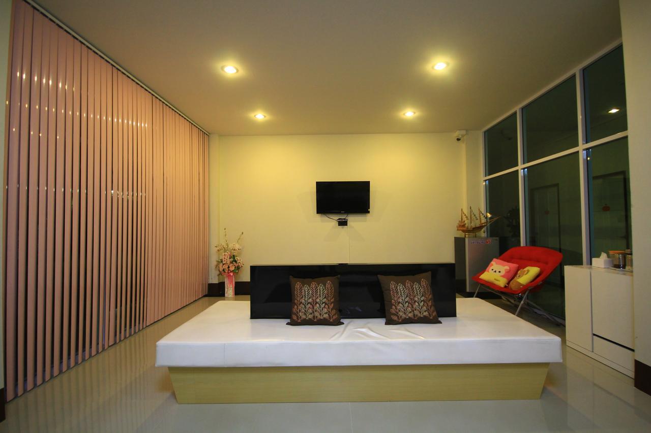 Orapan Place Lampang Bagian luar foto