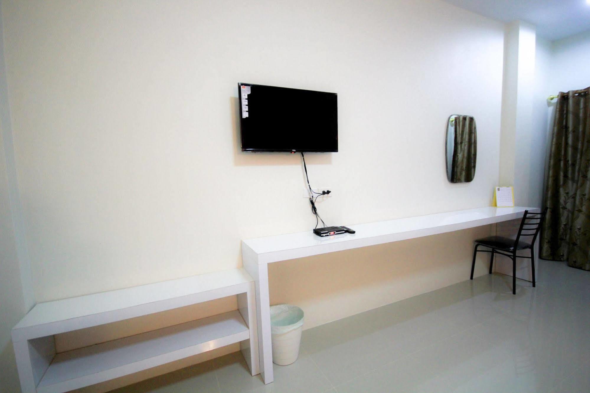 Orapan Place Lampang Bagian luar foto